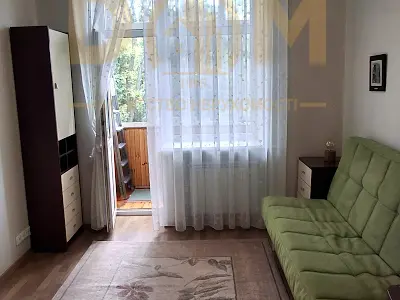 квартира за адресою Черняховського вул., 12