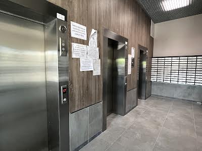 квартира за адресою Озерна вул., 20