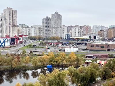квартира за адресою Драгоманова, 31А