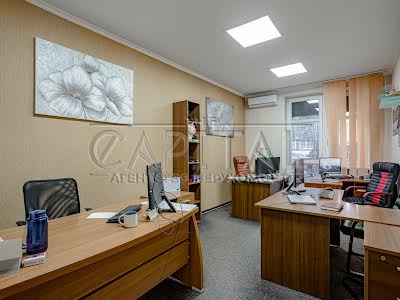 квартира за адресою Євгена Коновальця вул. (Щорса), 32б