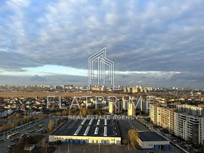 квартира за адресою Михайла Максимовича вул. (Онуфрія Трутенка), 32-Б