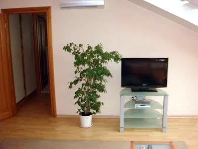 квартира за адресою Костельна вул., 8