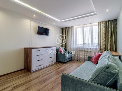 квартира за адресою Боголюбова вул., 8