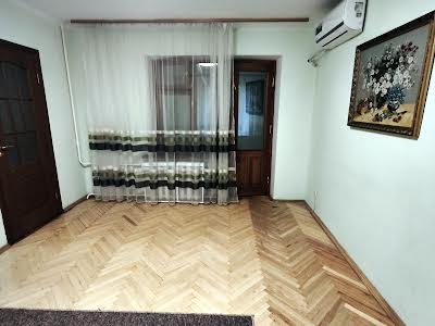 квартира за адресою Йорданська вул. (Лайоша Гавро), 3