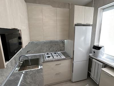 квартира за адресою Академіка Білецького вул., 8