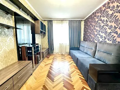 квартира по адресу Академика Глушкова просп., 49