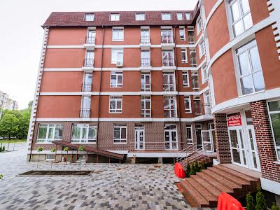 квартира по адресу Киев, Дмитра Луценка, 2г