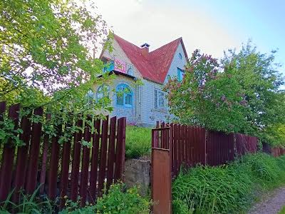 дом по адресу с. Погребы, Садова, 3
