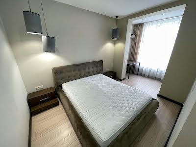 квартира за адресою Зарічна вул., 1-В