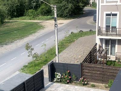 будинок за адресою Центральна вул.