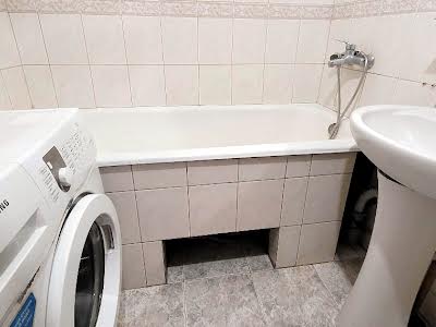 квартира по адресу Зои Гайдай ул., 7