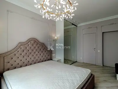 квартира по адресу Авиаконструктора Антонова ул., 2б