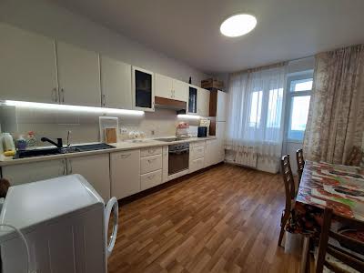 квартира за адресою Миколи Бажана просп., 16