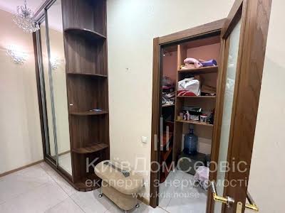 квартира по адресу Дмитриевская ул., 82
