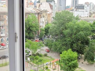 квартира по адресу Василя Яна ул., 16