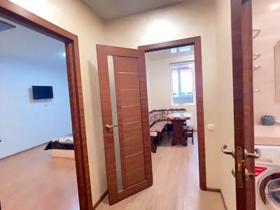 квартира за адресою Боголюбова вул., 33