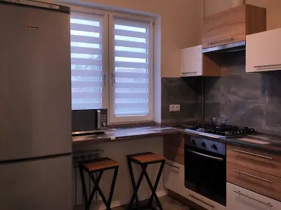 квартира за адресою Стадіонний проїзд, 2/4