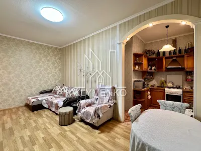 квартира по адресу Сулеймана Стальского ул., 4