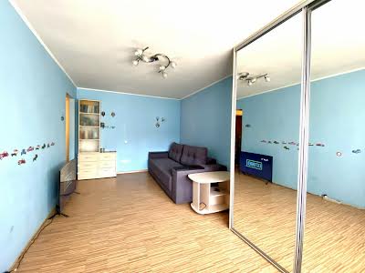 квартира за адресою Академіка Доброхотова вул., 28