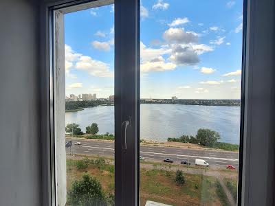 квартира за адресою Ревуцького вул., 44