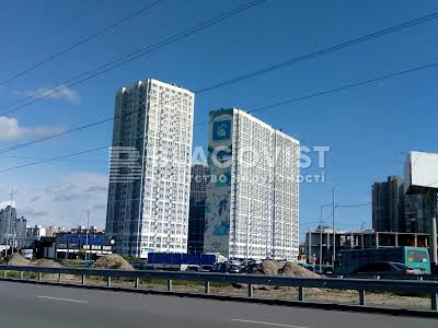 квартира по адресу Ревуцкого ул., 40г