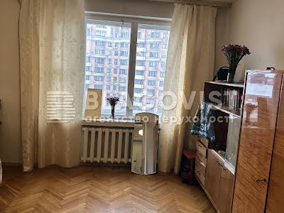 квартира за адресою Старонаводницька вул., 6