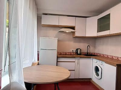 квартира за адресою Київ, Зої Гайдай вул., 6