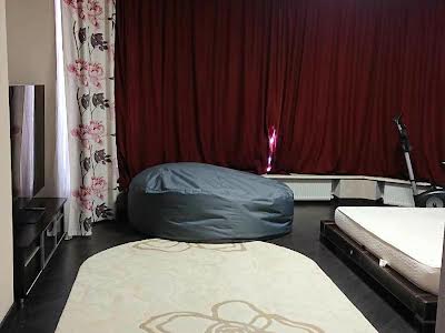 квартира за адресою Ярослава Мудрого вул. (Петровського), 30а