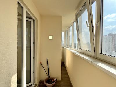 квартира по адресу Западная ул., 10