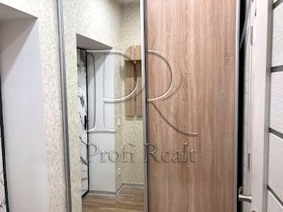 квартира за адресою Теплична вул., 58