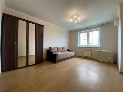 квартира за адресою Юрія Кондратюка вул., 7