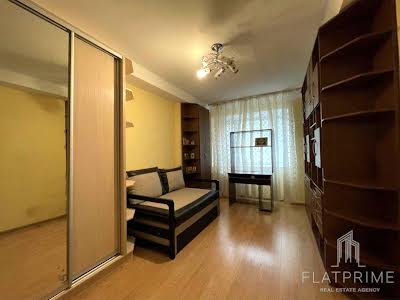 квартира по адресу Новодарницкая ул., 27