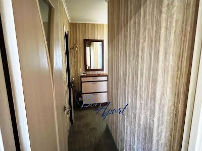 квартира за адресою Озерна вул., 12