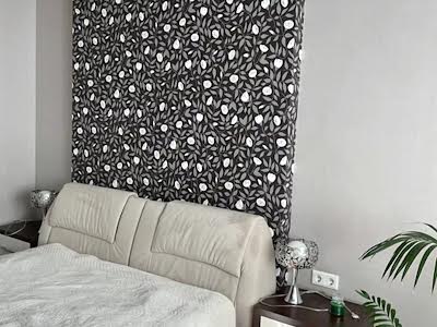 квартира за адресою Срібнокільська вул., 12