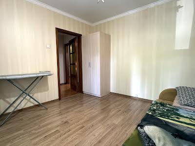 квартира за адресою Оноре де Бальзака вул., 18