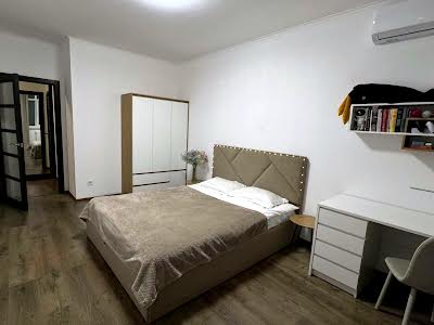 квартира за адресою Олени Пчілки вул., 3В