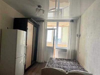 квартира за адресою Магістральна вул., 33