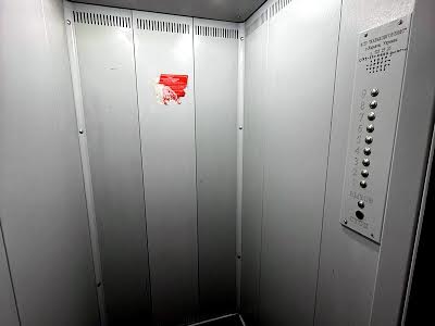 квартира за адресою Гарібальді вул., 1