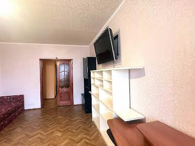 квартира по адресу Анны Ахматовой ул., 16-Б