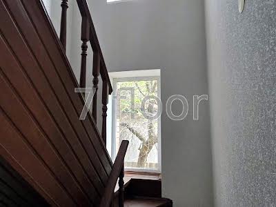 будинок за адресою с. Мокрець, Жовтнева, 21а