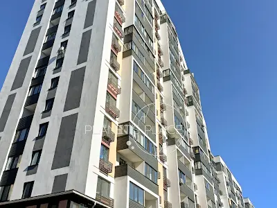квартира за адресою Набережна вул., 8д