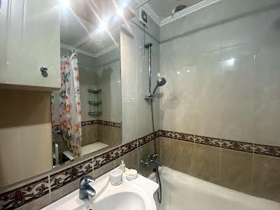 квартира за адресою Зої Гайдай вул., 3