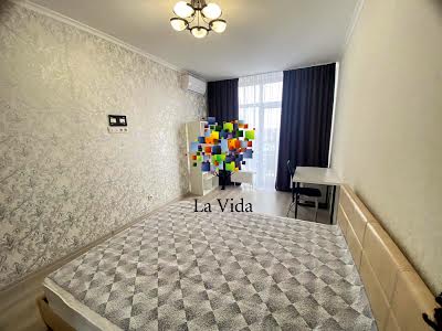 квартира за адресою Регенераторна вул., 4к17