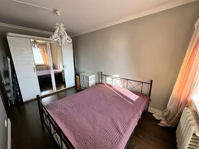 квартира за адресою Дегтярівська вул., 6