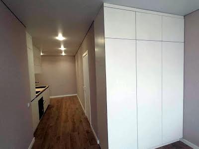 квартира за адресою Зарічна вул., 4