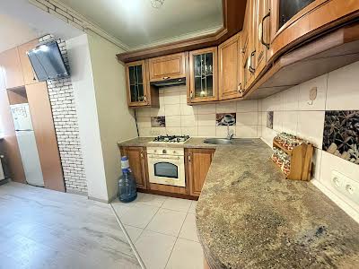 квартира по адресу с. Софиевская борщаговка, Миру ул., 50