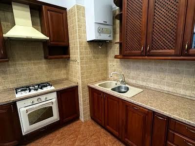 квартира за адресою Саксаганського вул., 28