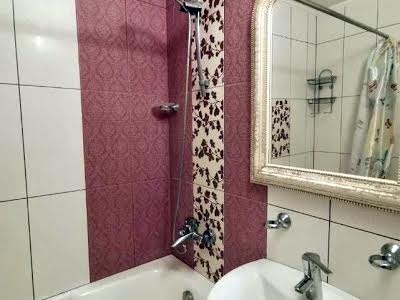 квартира за адресою Автозаводська вул., 61