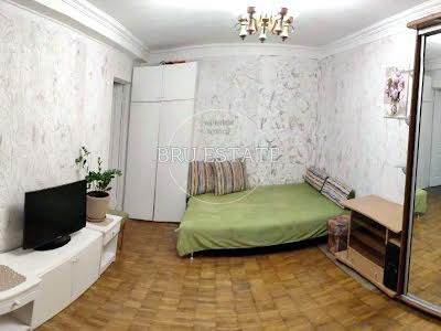 квартира по адресу Ивана Миколайчука ул. (Серафимовича), 7