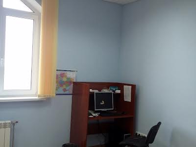 коммерческая по адресу Гната Хоткевича ул. (Красногвардейская), 10
